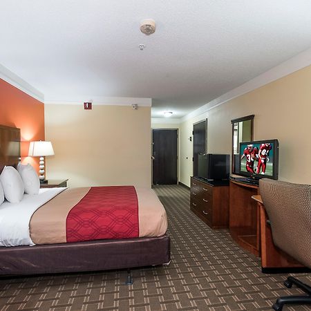 Red Roof Inn & Suites Madison, Ga Buitenkant foto