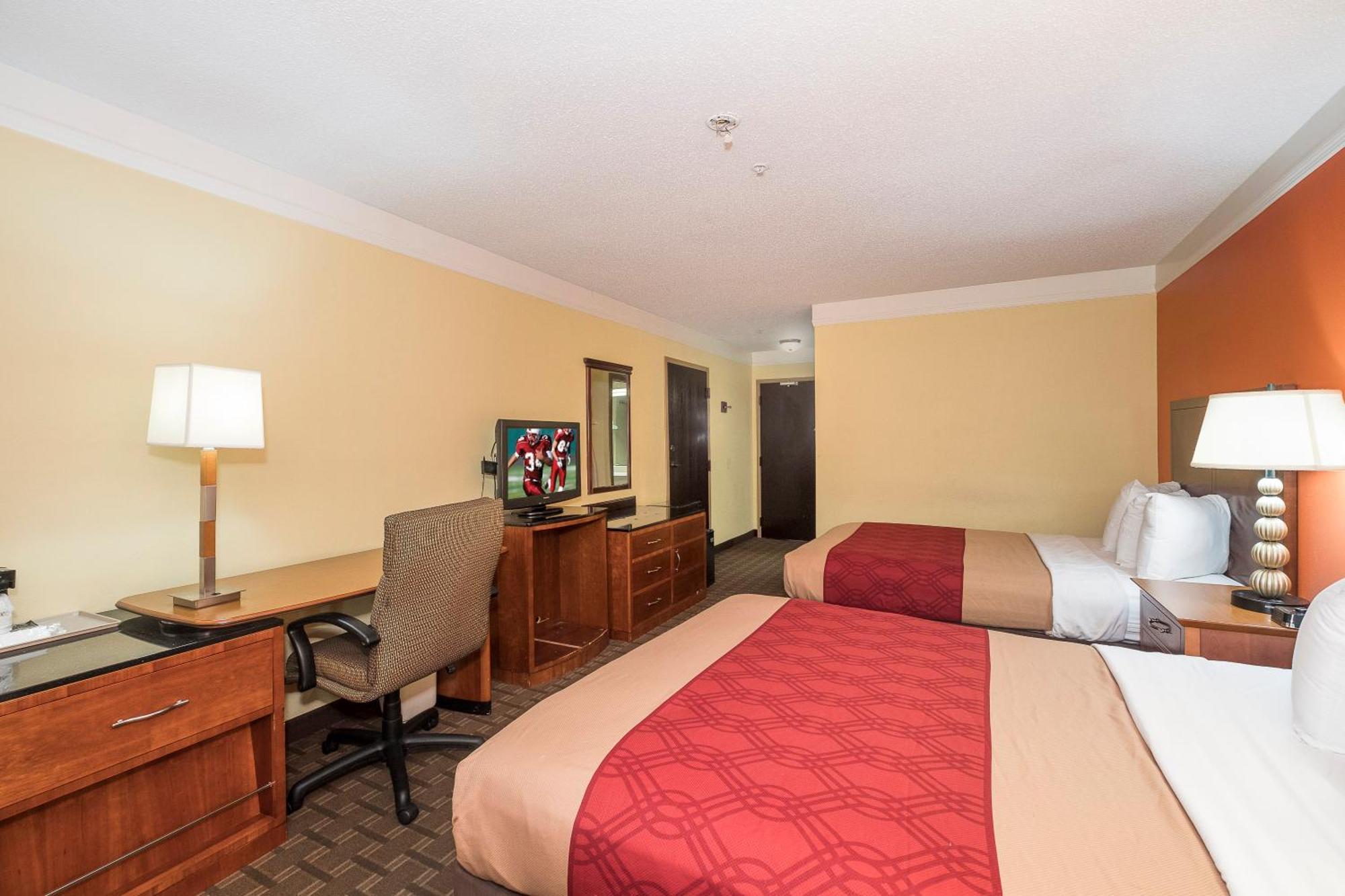 Red Roof Inn & Suites Madison, Ga Buitenkant foto